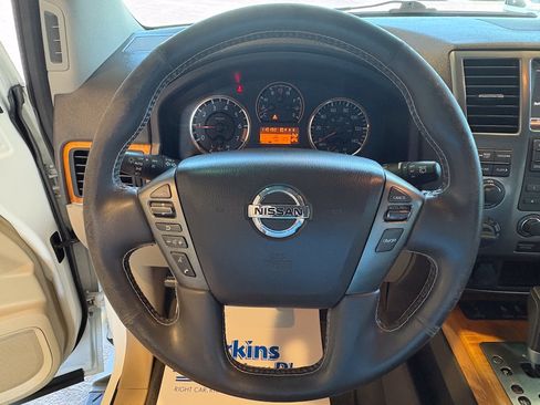 Used 2015 Nissan Armada Platinum w/ Platinum Reserve Package AWD/4WD image 11