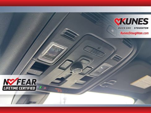 Used 2021 GMC Yukon Denali w/ Denali Premium Package image 37