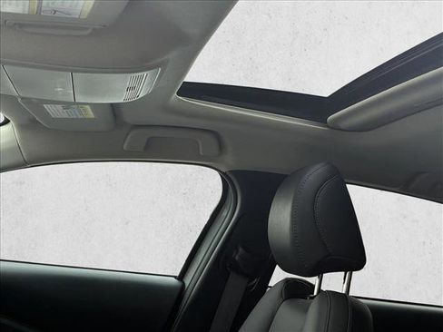 Used 2025 MAZDA CX-30 AWD 2.5 S w/ Preferred Package image 18