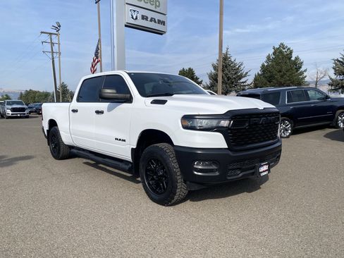 Used 2025 RAM 1500 Tradesman AWD/4WD image 1