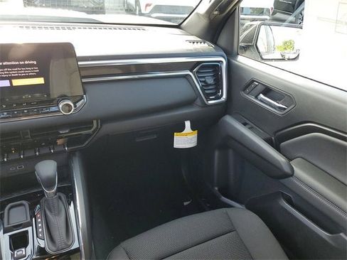 New 2025 GMC Canyon Elevation w/ Convenience Package image 15