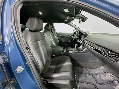 Used 2025 Honda Civic Sport image 26