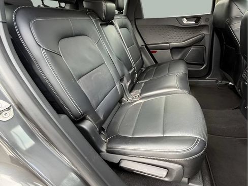 Used 2020 Ford Escape Titanium AWD/4WD image 15