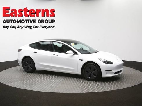 Used 2023 Tesla Model 3 Standard Range RWD image 42