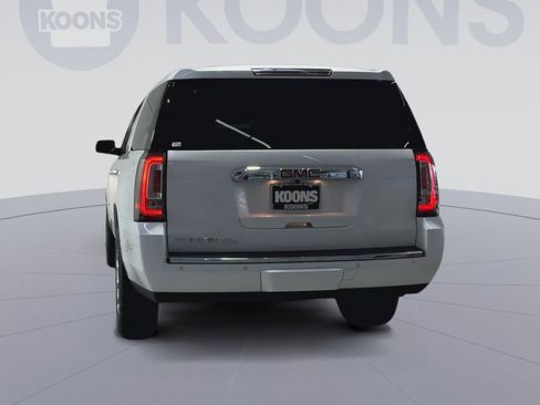 Used 2019 GMC Yukon XL Denali w/ Denali Ultimate Package image 10