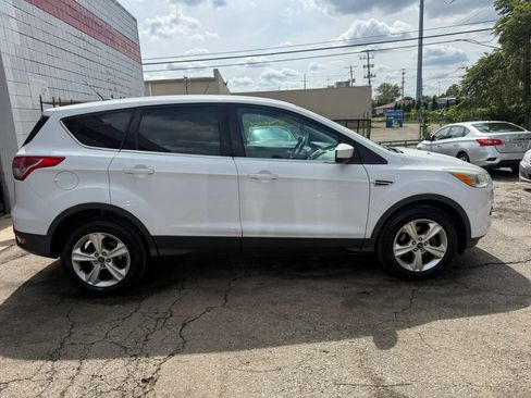 Used 2014 Ford Escape SE FWD image 4
