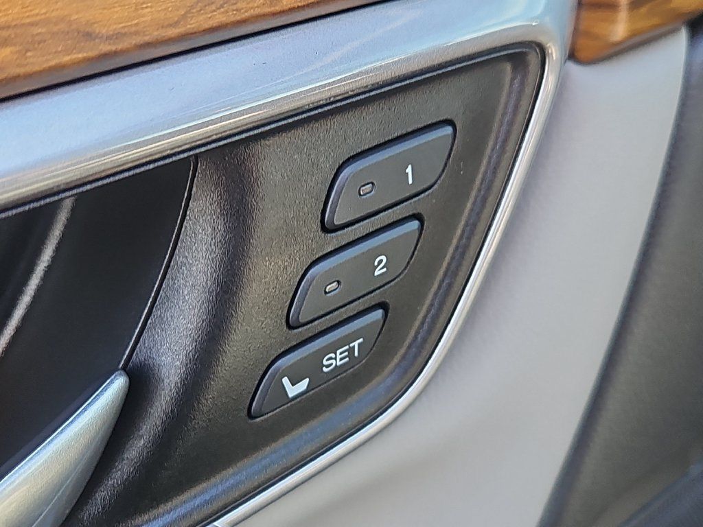 Used 2017 Honda CR-V EX-L image 19