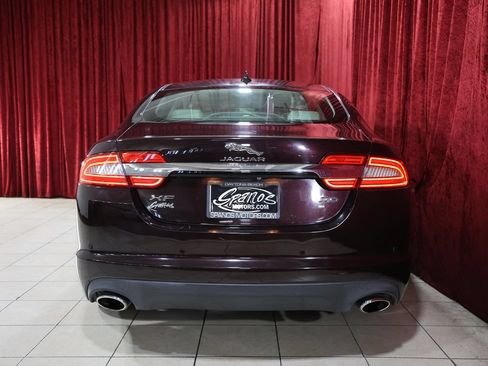 Used 2015 Jaguar XF Sport RWD image 10