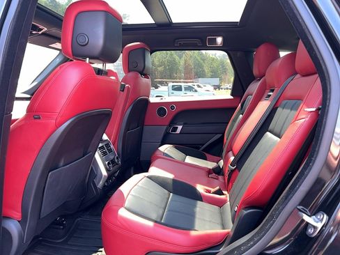 Used 2022 Land Rover Range Rover Sport HST image 26