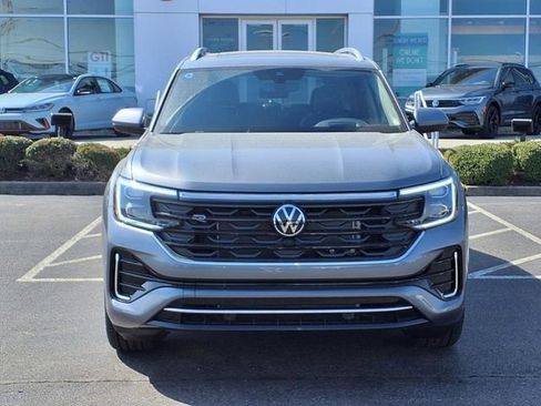 Used 2025 Volkswagen Atlas SEL Premium R-Line AWD/4WD image 6