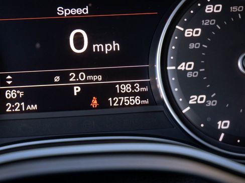 Used 2017 Audi RS 7 Prestige w/ Carbon-Optic Package image 16