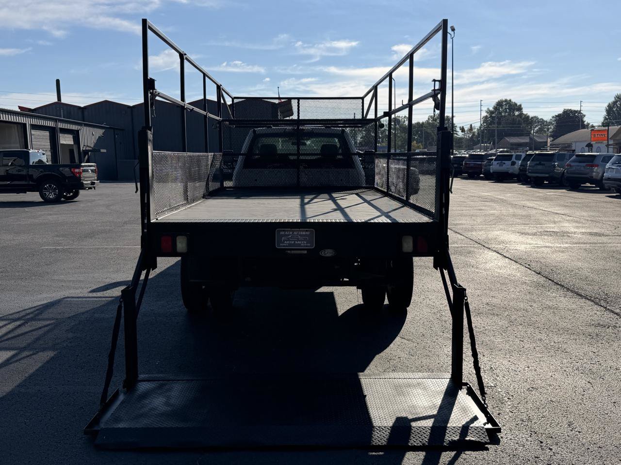 Used 2022 Ford F550 2WD Regular Cab Super Duty image 9