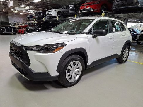 New 2026 Toyota Corolla Cross L image 2