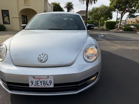 Used 2012 Volkswagen Beetle 2.0T FWD image 15