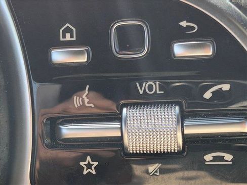 Used 2021 Mercedes-Benz CLA 250 image 11
