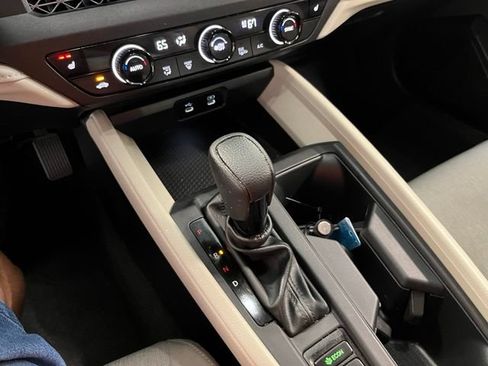 Used 2023 Honda Accord EX image 31