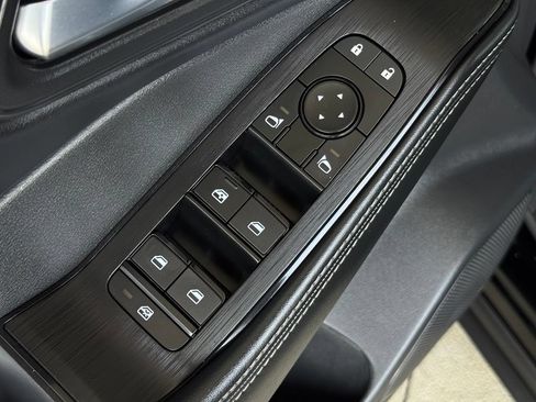 Used 2023 Nissan Rogue SV w/ SV Premium B Package FWD image 29