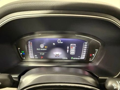Used 2025 Honda Pilot Elite image 22