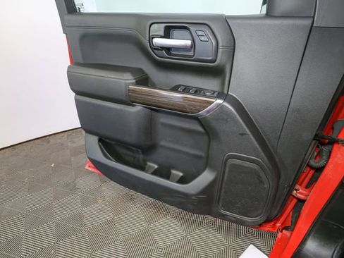 Used 2022 Chevrolet Silverado 1500 LT AWD/4WD image 32