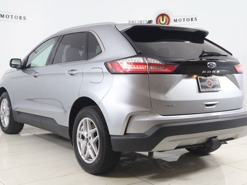Used 2024 Ford Edge SEL w/ Convenience Package AWD/4WD image 4