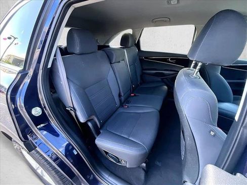 Used 2020 Kia Sorento LX FWD image 26