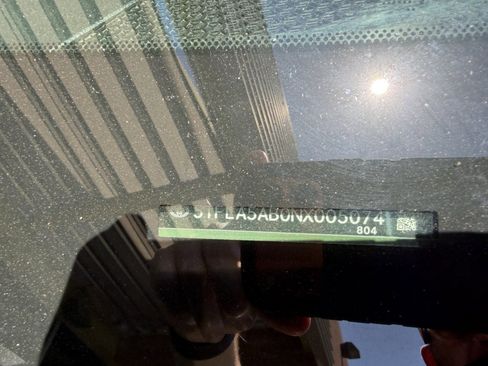 Used 2022 Toyota Tundra SR5 w/ Convenience Package RWD image 39