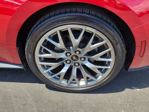 Used 2024 Ford Mustang Premium image 6