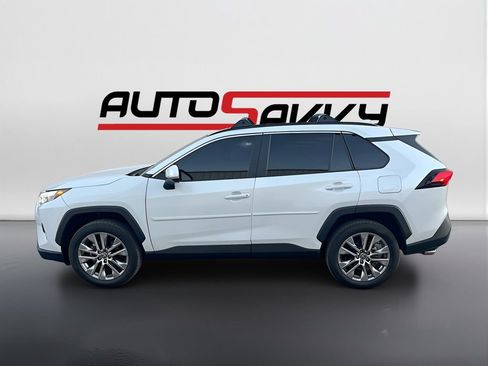 Used 2025 Toyota RAV4 XLE Premium w/ Weather Package FWD image 3