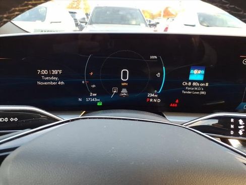 Certified 2024 Cadillac Lyriq Luxury image 36