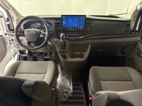 Used 2023 Ford Transit 350 XLT RWD image 27