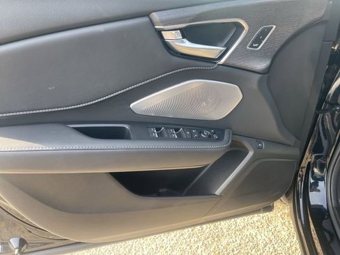 Certified 2025 Acura RDX SH-AWD image 11