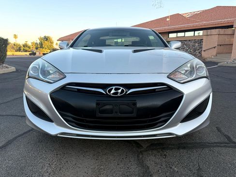 Used 2013 Hyundai Genesis 2.0T image 8