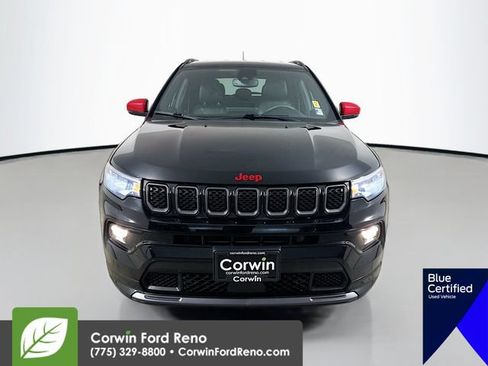 Used 2023 Jeep Compass Limited AWD/4WD image 2