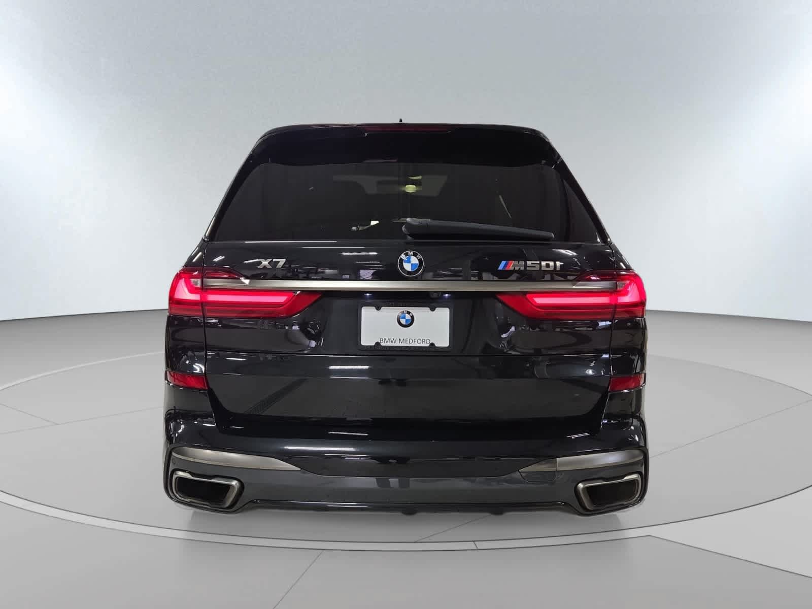 Used 2021 BMW X7 M50i w/ Cold Weather Package AWD/4WD image 12