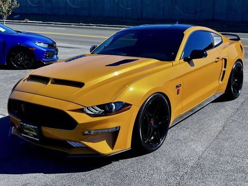Used 2022 Ford Mustang GT w/ Equipment Group 301A RWD image 9