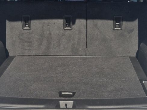 Used 2025 Chevrolet Blazer LT image 32