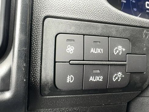 New 2026 RAM ProMaster 2500 w/ Quick Order Package 22G SLT image 17