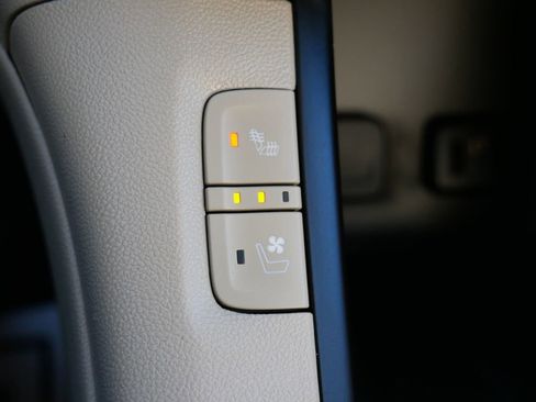 Used 2019 GMC Acadia Denali w/ Technology Package image 21