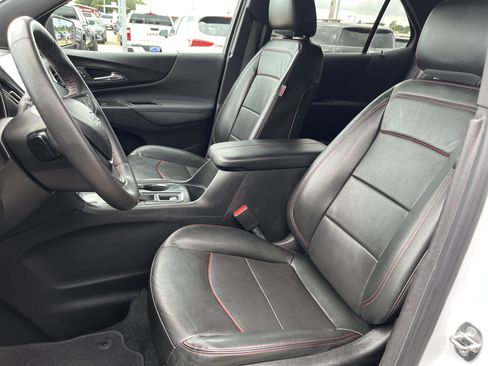 Used 2022 Chevrolet Equinox RS w/ RS Leather Package FWD image 9