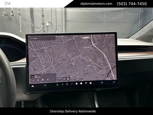 Used 2024 Tesla Model X image 30