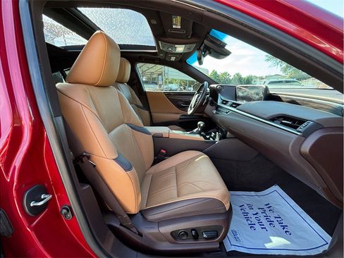 Used 2021 Lexus ES 350 Ultra Luxury w/ Accessory Package 2 FWD image 45