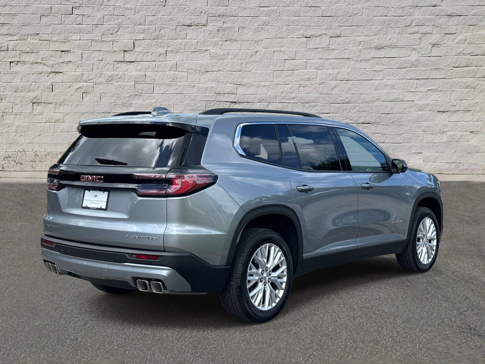 Used 2026 GMC Acadia Elevation w/ Elevation Premium Package FWD image 5