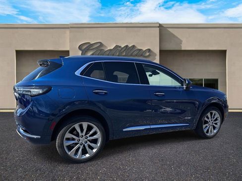 Used 2023 Buick Envision Avenir image 3