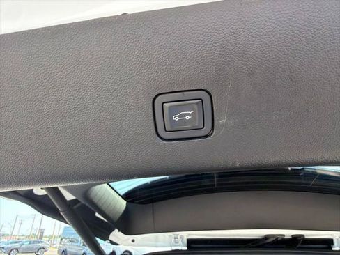Used 2020 Chevrolet Traverse High Country w/ LPO, Floor Liner Package FWD image 8