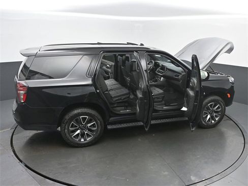 Used 2024 Chevrolet Tahoe Z71 w/ Luxury Package image 67