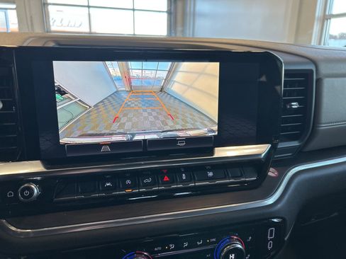 Used 2025 GMC Sierra 1500 SLT image 26