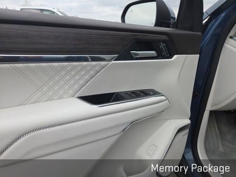 Used 2024 GMC Acadia Denali w/ LPO, Floor Liner Package image 10