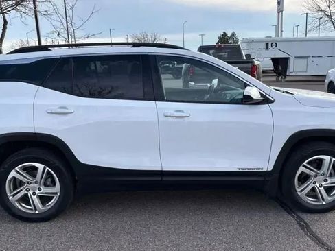 Used 2018 GMC Terrain SLE w/ Driver Convenience Package AWD/4WD image 1