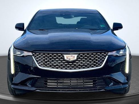 Used 2025 Cadillac CT4 Luxury image 2