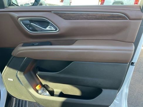 Used 2024 Chevrolet Tahoe High Country image 19